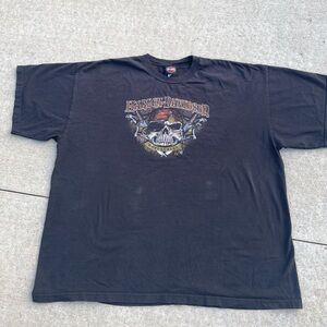 2005 Vintage Harley-Davidson Black Tee with Skull Emblem